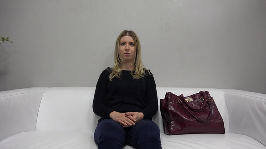 1. Download full pics of Lenka (24) from czechcasting.com