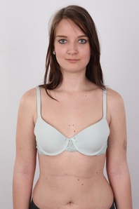 6. Download full pics of Lucie (20) from czechcasting.com