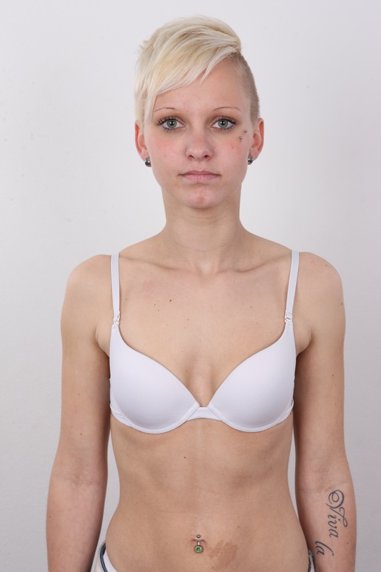 6. Download full pics of Lucie (23) from czechcasting.com