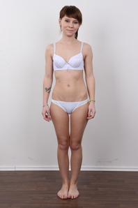 7. Download full pics of Kristyna (21) from czechcasting.com