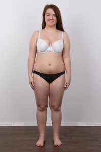 7. Download full pics of Kristyna (20) from czechcasting.com