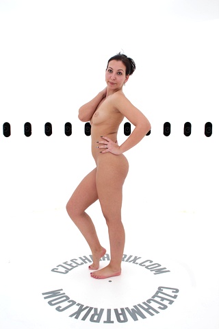 Czech Casting: Zuzana (24) 360°