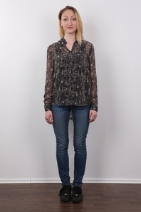 2. Download full pics of Christyna (18) from czechcasting.com