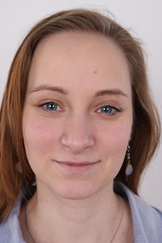 1. Download full pics of Nikola (20) from czechcasting.com