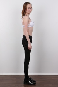 5. Download full pics of Nikola (20) from czechcasting.com