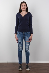 2. Download full pics of Lucie (22) from czechcasting.com