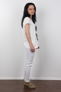 3. Download full pics of Marta (45) from czechcasting.com