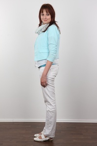 3. Download full pics of Tereza (22) from czechcasting.com