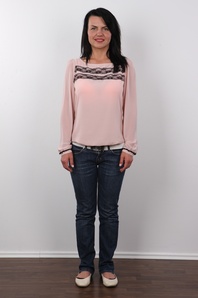 2. Download full pics of Michaela (34) from czechcasting.com