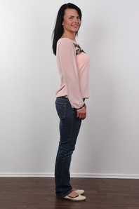 3. Download full pics of Michaela (34) from czechcasting.com