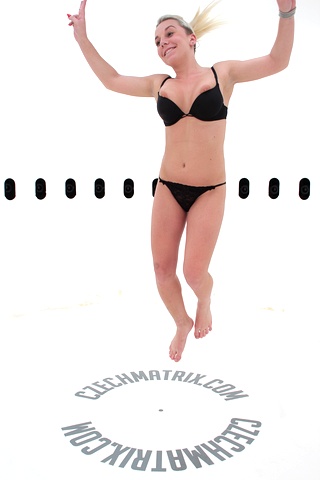 Czech Casting: Dominika (21) 360°