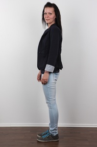 3. Download full pics of Petra (28) from czechcasting.com