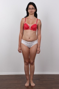 7. Download full pics of Nikola (26) from czechcasting.com