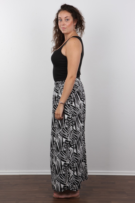 3. Download full pics of Sona (21) from czechcasting.com