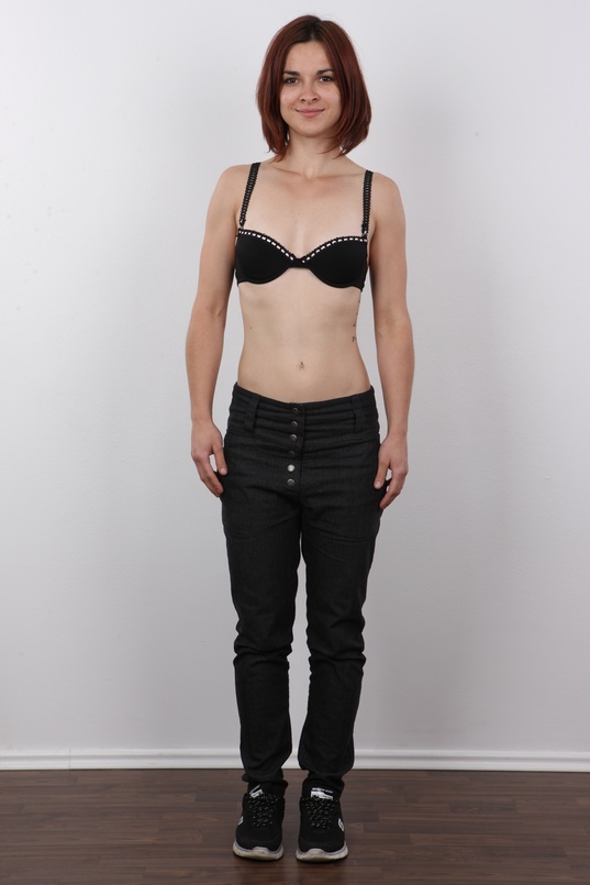 4. Download full pics of Lucie (26) from czechcasting.com