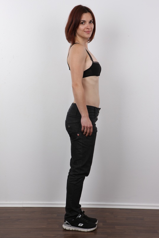 5. Download full pics of Lucie (26) from czechcasting.com