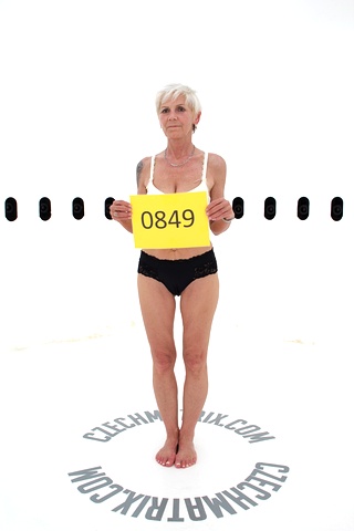 Czech Casting: Ivana (57) 360°