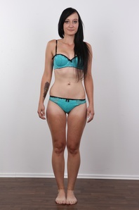 6. Download full pics of Alexandra (22) from czechcasting.com