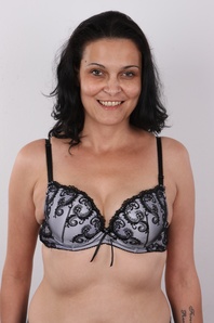 6. Download full pics of Radka (35) from czechcasting.com