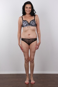 7. Download full pics of Radka (35) from czechcasting.com