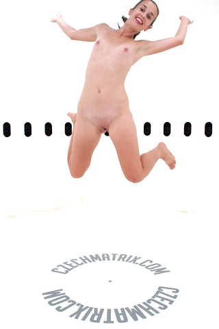 Czech Casting: Kristyna (21) 360°