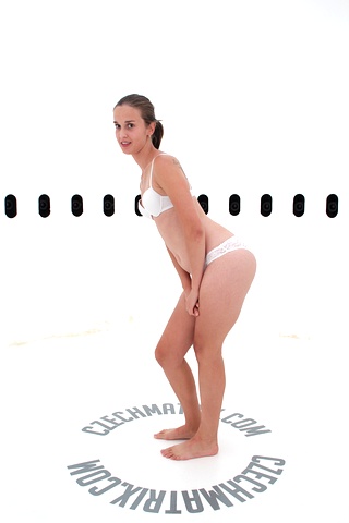 Czech Casting: Kristyna (21) 360°