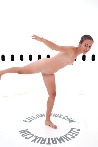 Czech Casting: Kristyna (21) 360°