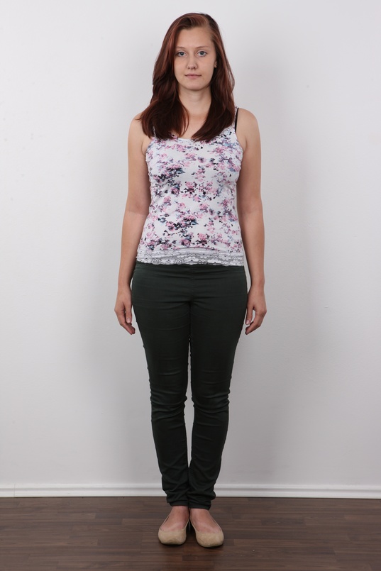 2. Download full pics of Katerina (25) from czechcasting.com