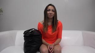 1. Download full pics of Daniela (18) from czechcasting.com