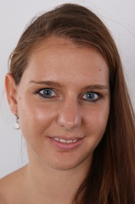 1. Download full pics of Lucie (27) from czechcasting.com