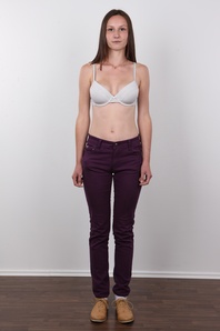 4. Download full pics of Kristyna (18) from czechcasting.com