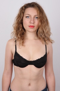 6. Download full pics of Katka (20) from czechcasting.com