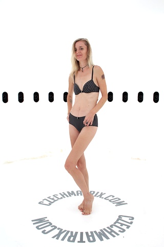 Czech Casting: Laura (41) 360°