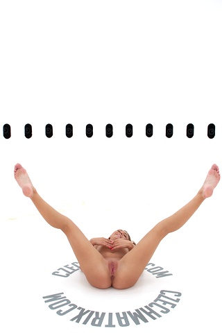 Czech Casting: Lucie (19) 360°