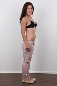 5. Download full pics of Petra (32) from czechcasting.com