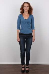 2. Download full pics of Pavla (41) from czechcasting.com