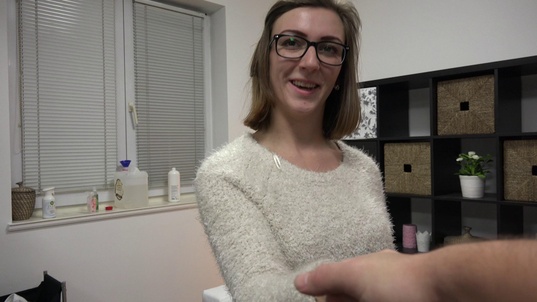 12. Download full pics of Vendula (20) from czechcasting.com