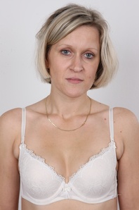 6. Download full pics of Marie (36) from czechcasting.com