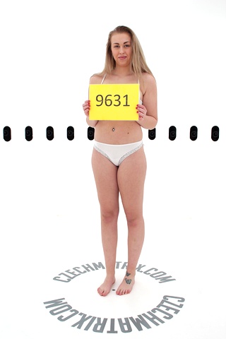 Czech Casting: Adela (20) 360°