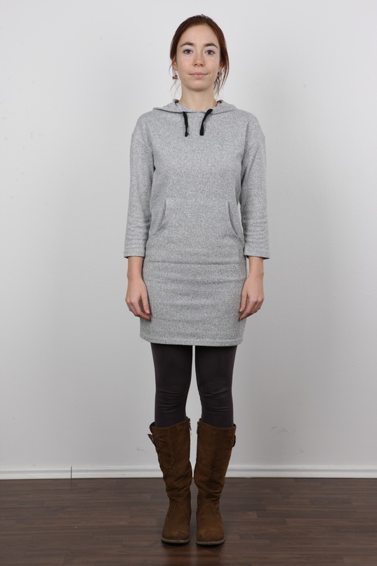 2. Download full pics of Jana (25) from czechcasting.com