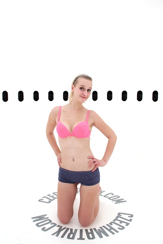 Czech Casting: Katerina (26) 360°