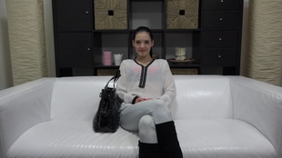 1. Download full pics of Aneta (18) from czechcasting.com