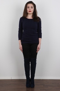 2. Download full pics of Eva (18) from czechcasting.com