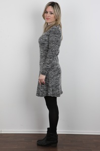 3. Download full pics of Jana (34) from czechcasting.com