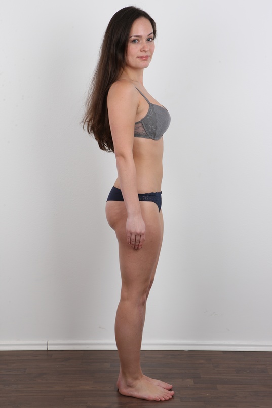 8. Download full pics of Katerina (22) from czechcasting.com