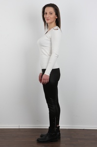 3. Download full pics of Nikola (20) from czechcasting.com