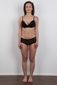 7. Download full pics of Nikola (20) from czechcasting.com