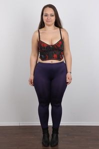 4. Download full pics of Helena (37) from czechcasting.com