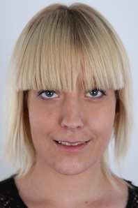 1. Download full pics of Klara (24) from czechcasting.com