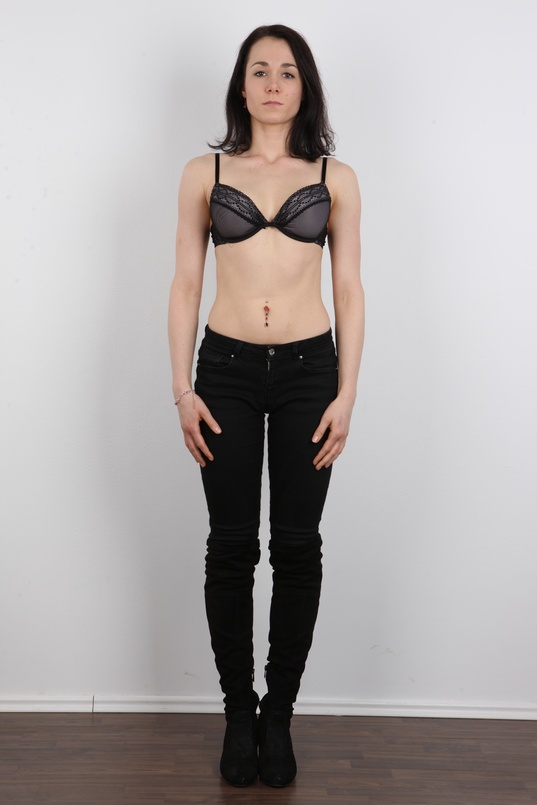 4. Download full pics of Kristyna (24) from czechcasting.com